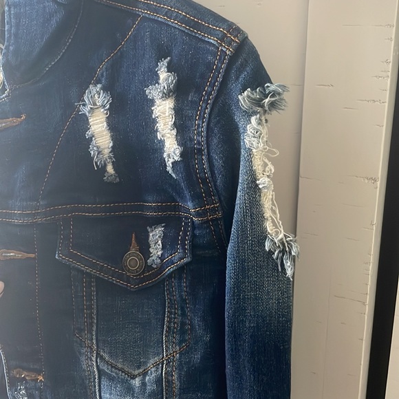 Machine Distressed Jean Jacket - Picture 3 of 6